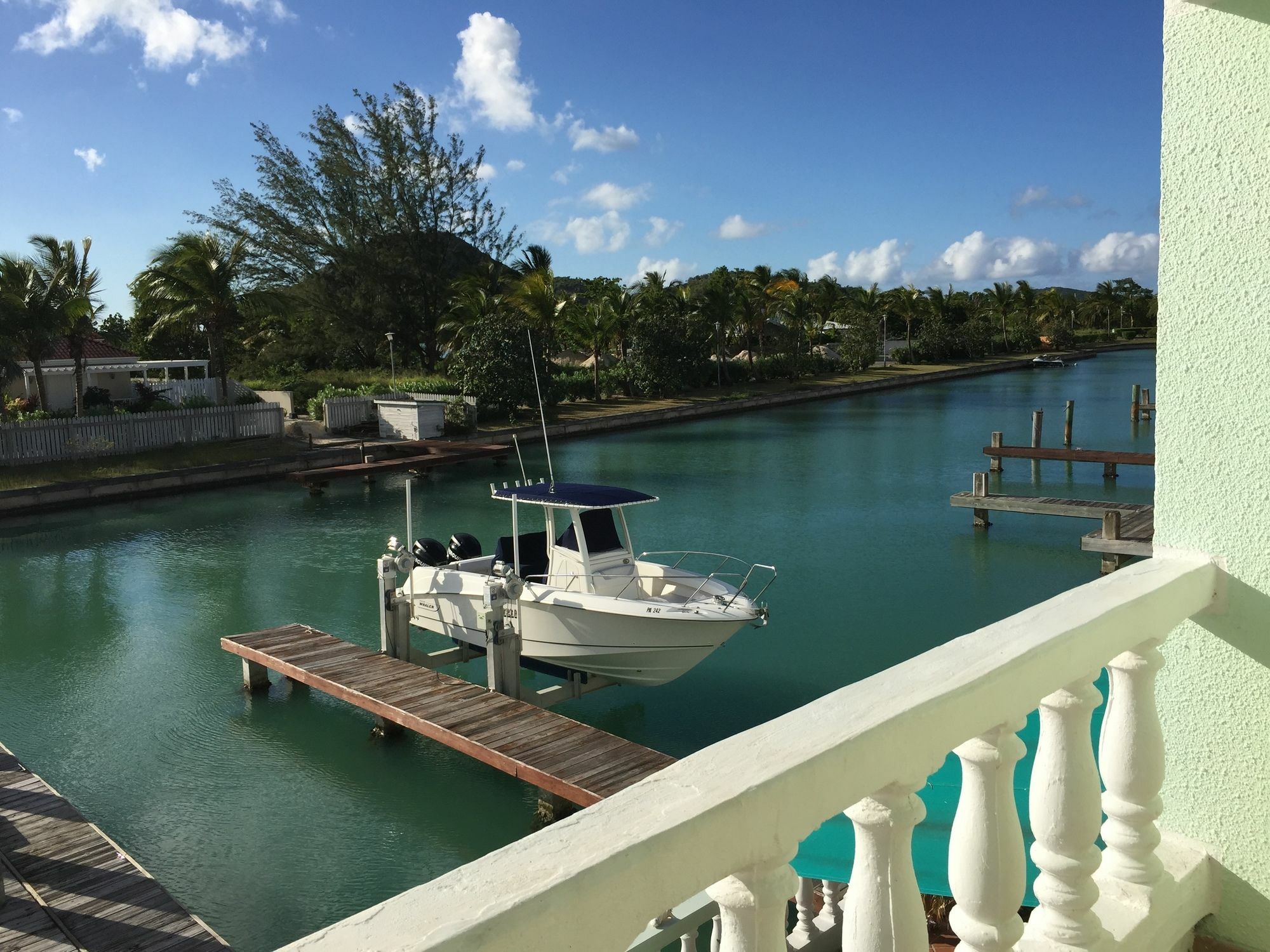 Antigua Chiama Italia Villas Jolly Harbour Exterior foto
